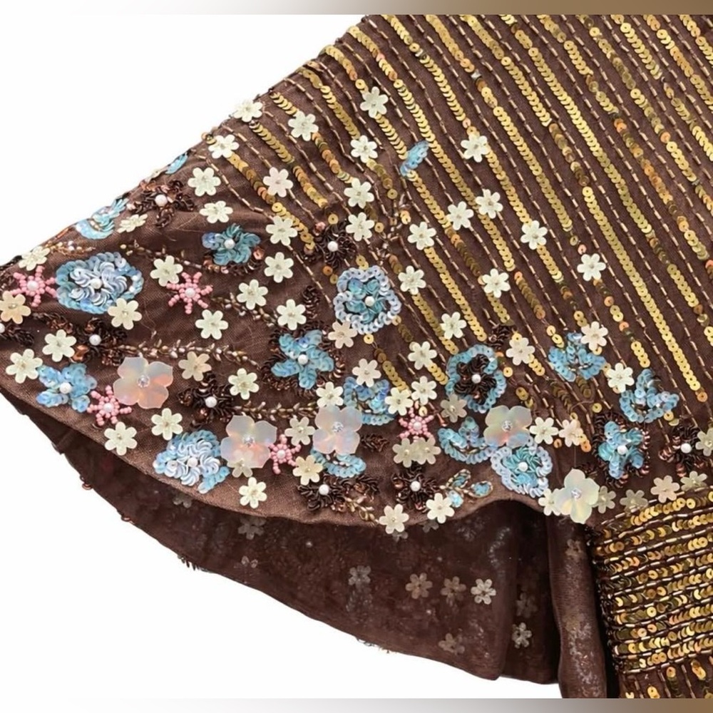 Mac Duggal Elegant Sequin Evening Gown with Cape, sz 8 - Picture 6 of 9